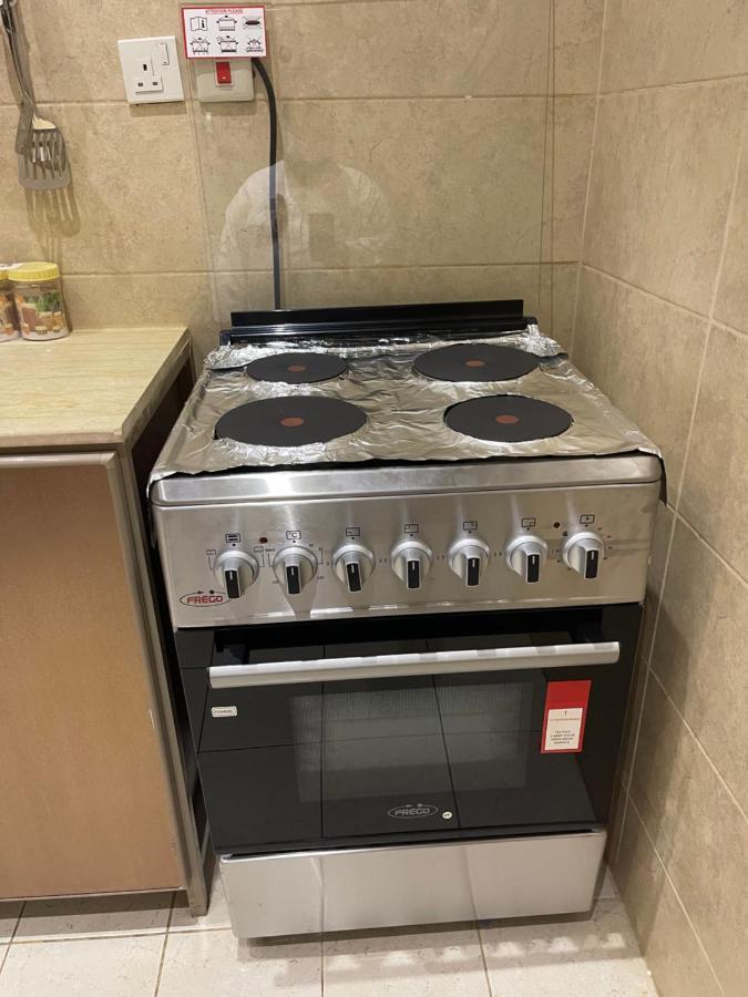 Al Bateel Furnished Apartments Riaad Buitenkant foto