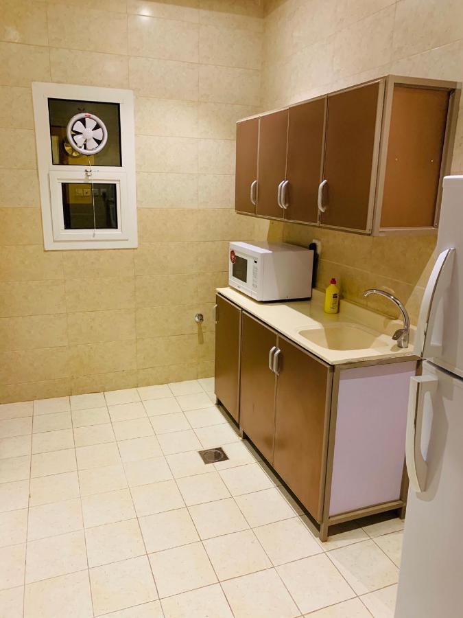 Al Bateel Furnished Apartments Riaad Buitenkant foto
