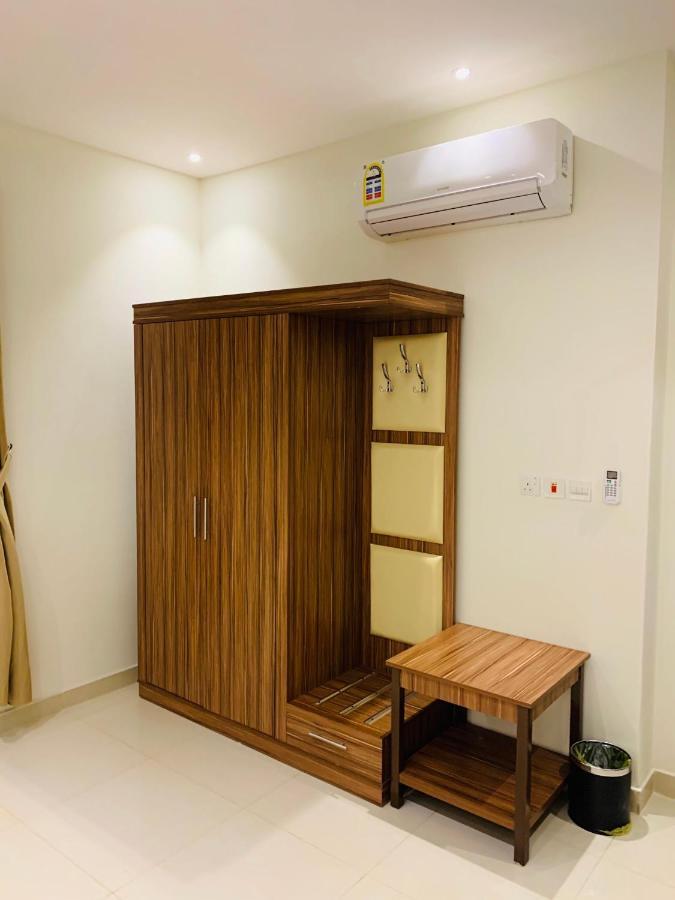 Al Bateel Furnished Apartments Riaad Buitenkant foto