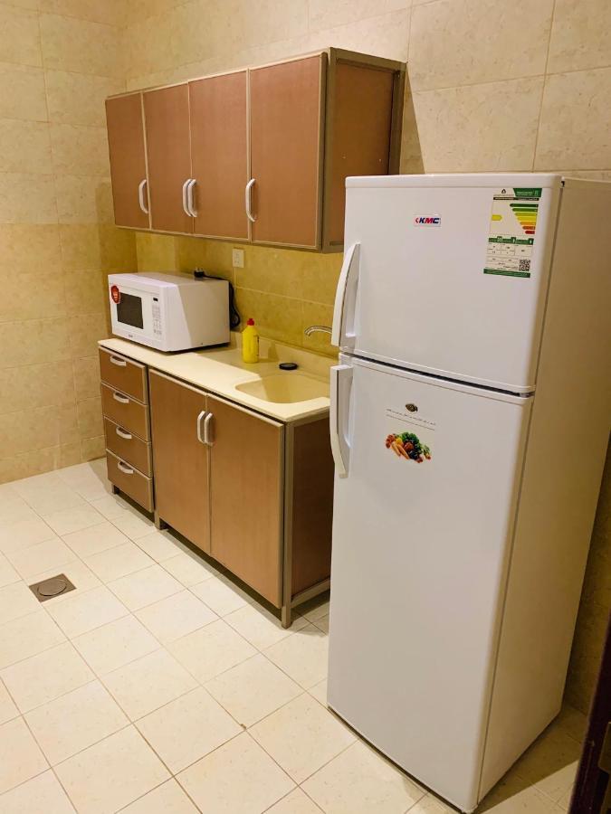 Al Bateel Furnished Apartments Riaad Buitenkant foto