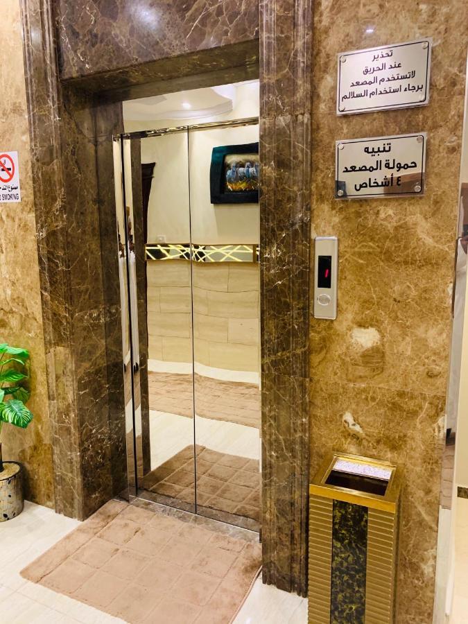 Al Bateel Furnished Apartments Riaad Buitenkant foto